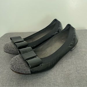 STUART WEITZMAN Cabot Flats Patent Leather Bow Studded - Black Size 6.5